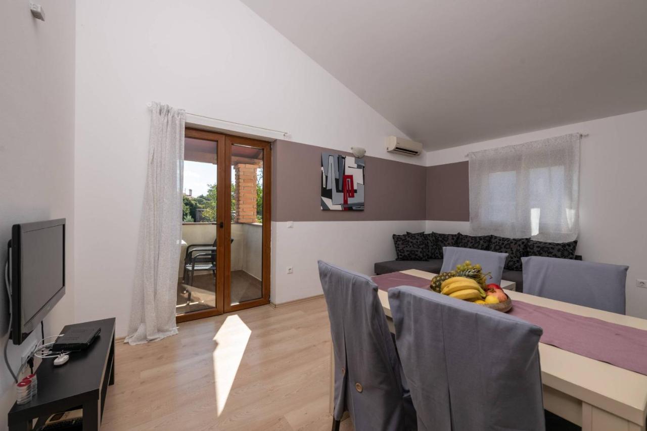 Apartmani Jana Пореч Экстерьер фото