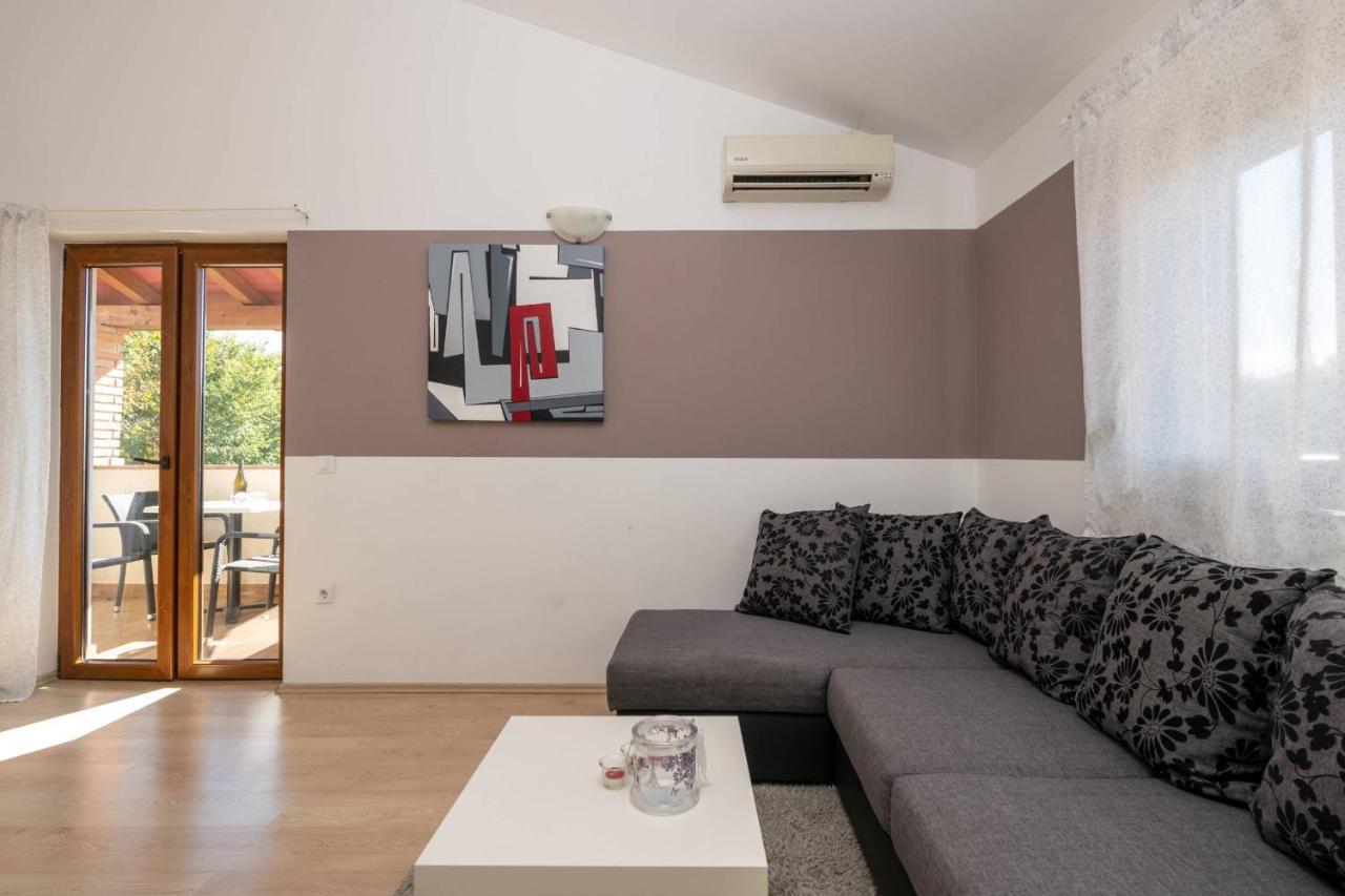 Apartmani Jana Пореч Экстерьер фото